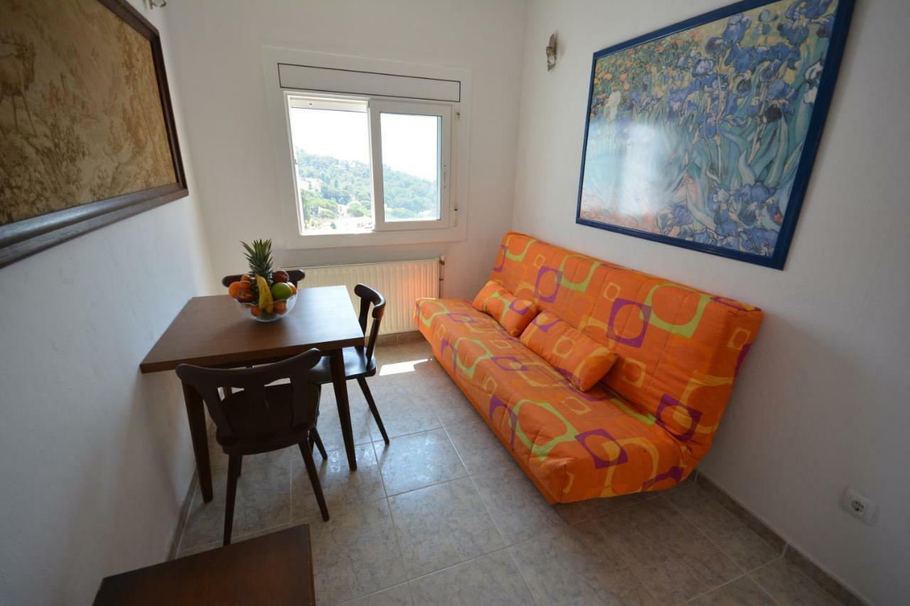 Lloret Apartments Льорет-де-Мар Экстерьер фото
